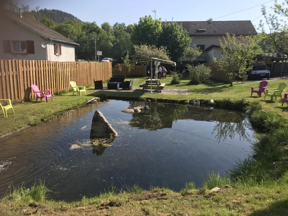 Logis Auberge De La Poirie Tendon Exterior photo